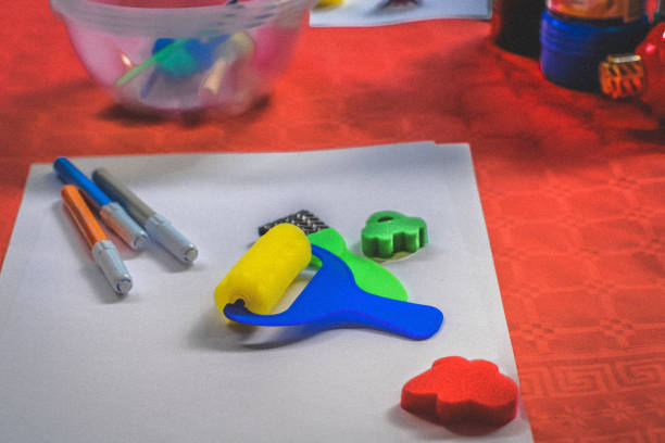 istock Sponge roller for color, fancy set, felt tip pens, paper, 1072149220