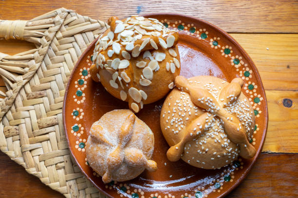 istock Mexican bread of the dead 1072158248