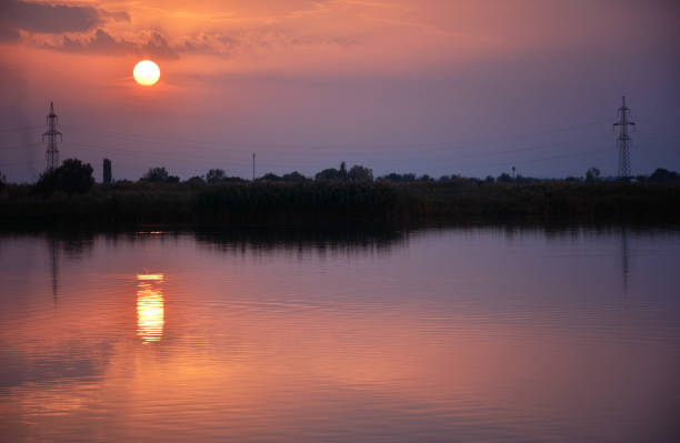 istock beautiful sunset at the lake, Armeina 1072182736
