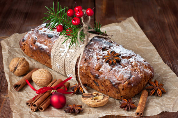 istock Traditional fruitcake for Christmas dinner 1072182964