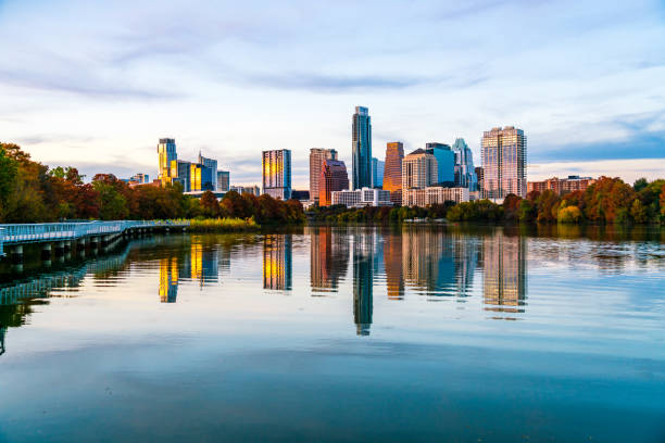 istock water reflection Austin Texas downtown background screensaver 1072215078