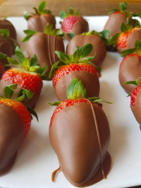 istock Strawberry with chocolate syrup 1072261246