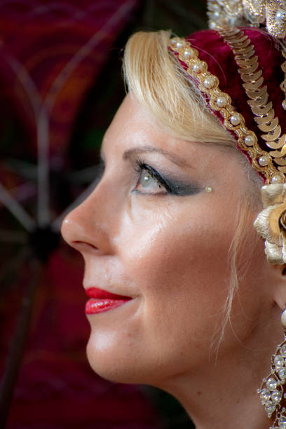 istock Extreme close up side view of Belly Dancer 1072299848