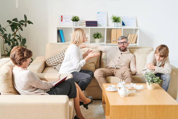 istock Stuffy mother speaking claims to father at therapy session 1072311946
