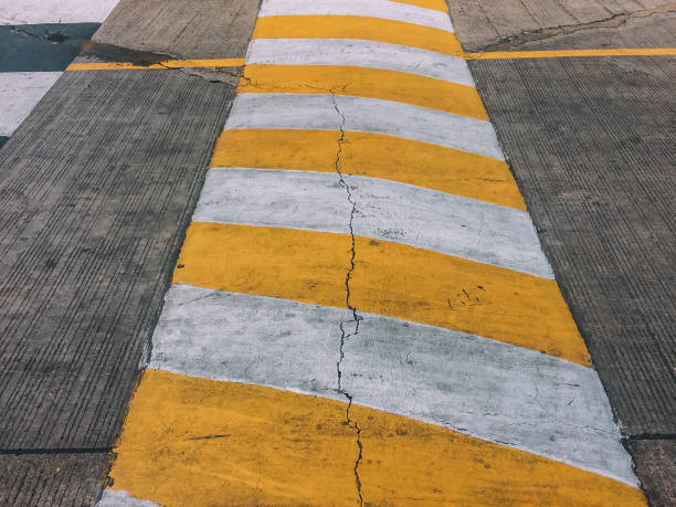 istock Yellow and white line on road 1072343116