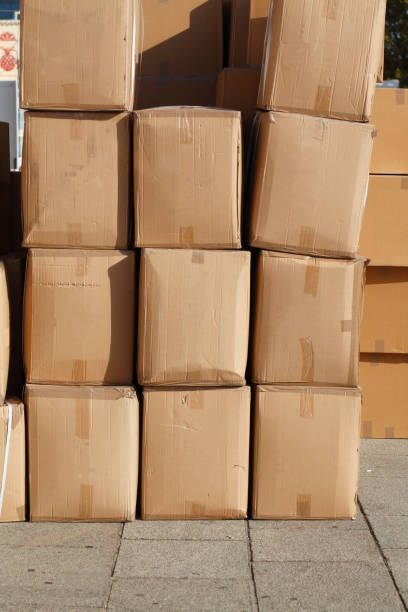istock Stacked brown pakk cartons 1072505324