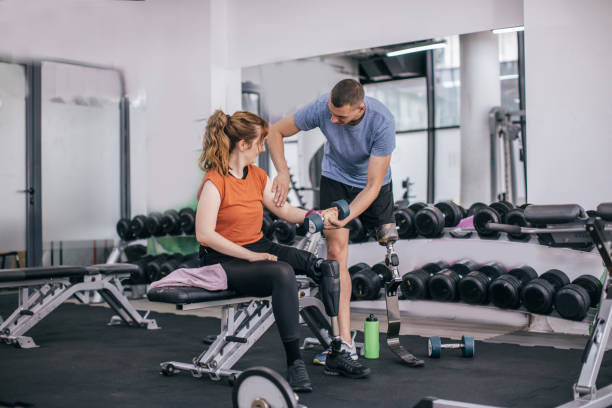 istock Friends training together in gym 1072538472