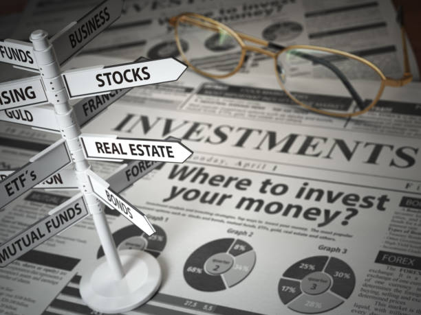 Investmments and asset allocation concept. Where to Invest? Newspaper and direction sign with investment options. Investmments and asset allocation concept. Where to Invest? Newspaper and direction sign with investment options. 3d illustration capital architectural feature stock pictures, royalty-free photos & images