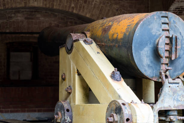 istock old cannon isolated on white background 1072647726