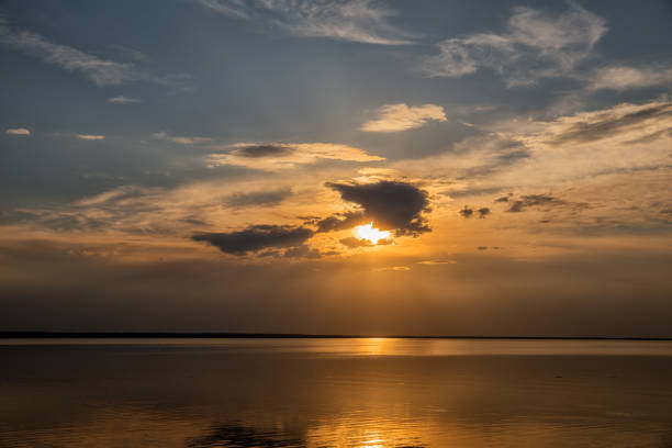 istock Pleshcheyevo lake, sunset 1072651658