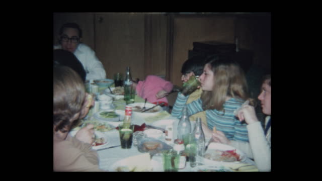 1971 Family Thanksgiving in basement