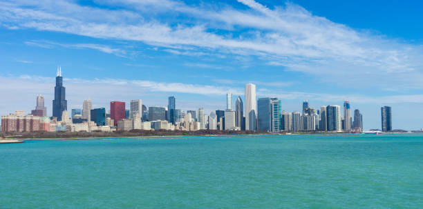 istock Beautiful panoramic view of Chicago city skyline 1072844334