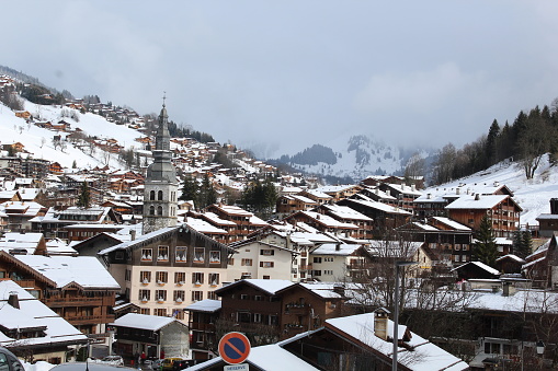 LA CLUSAZ - HAUTE SAVOIE - WINTER SPORTS RESORT