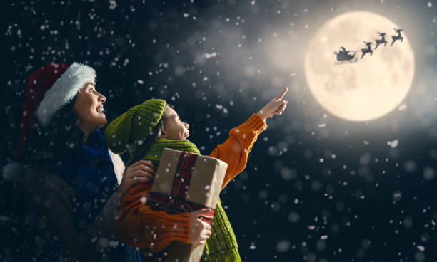 istock Family enjoying Christmas 1072912558