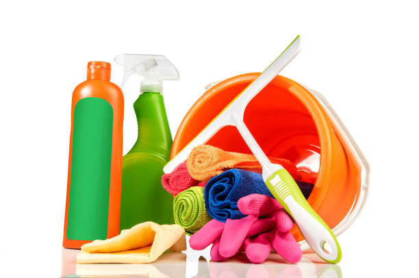 istock Bucket with cleaning products and tools 1072956664