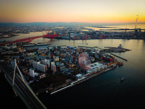 istock Osaka Bay and Tempozan Ferris Wheel 1073040484