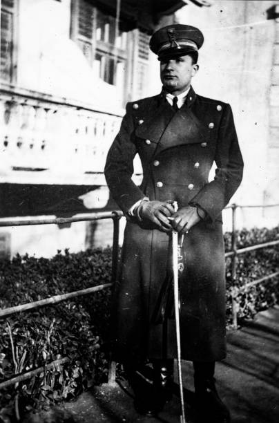 1920s italian soldier portrait