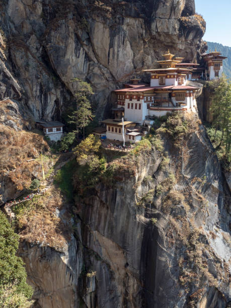 monastero buddista di taktsang, bhutan - taktsang monastery immagine foto e immagini stock