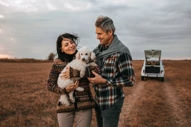 istock A romantic day outdoors 1073097420