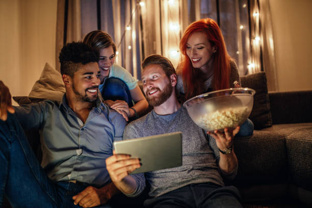 istock Movie time with friends 1073097598