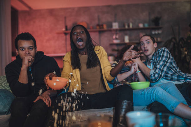 istock Watching a horror movie 1073098128