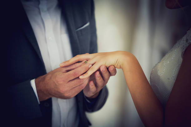 istock Beautiful model wedding couple 1073172550