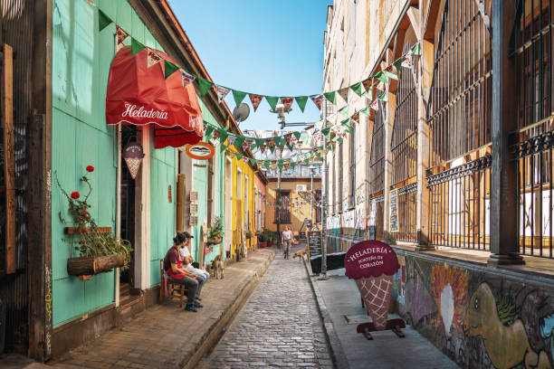 Galvez Street Passage - Valparaiso, Chile Valparaiso, Chile - Mar 19, 2018: Pasaje Galvez Street - Valparaiso, Chile valparaiso chile stock pictures, royalty-free photos & images