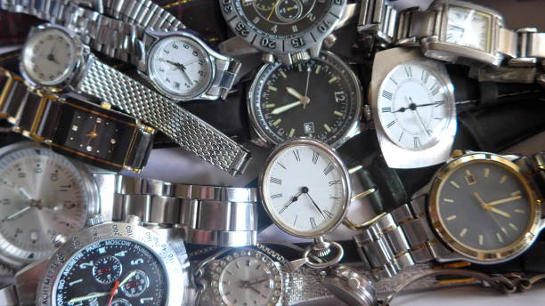 istock Many old used wristwatches 1073228156