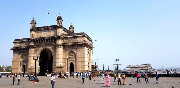 istock INDIA GATE OF MUMBAI 1073275602