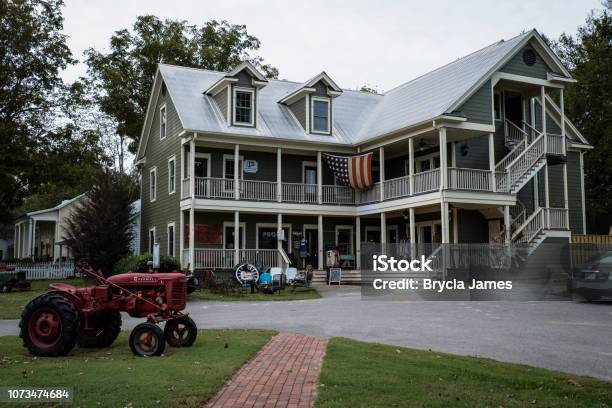 Antique Shops In Leipers Fork Tennessee Stock Photo - Download Image Now - Antique, Editorial, Famous Place