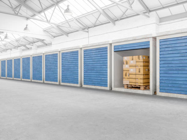 almacén de self-storage - storage compartment garage storage room warehouse fotografías e imágenes de stock