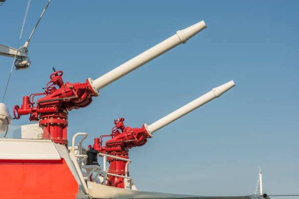 dos cañones de agua a bordo de una nave del rescate del mar - cañón de agua fotografías e imágenes de stock