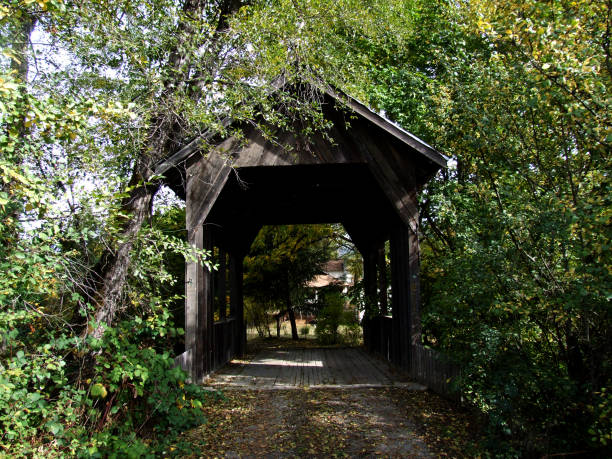 istock Wooden Covered Bridge in Wolf Creek, Oregon 1073798192