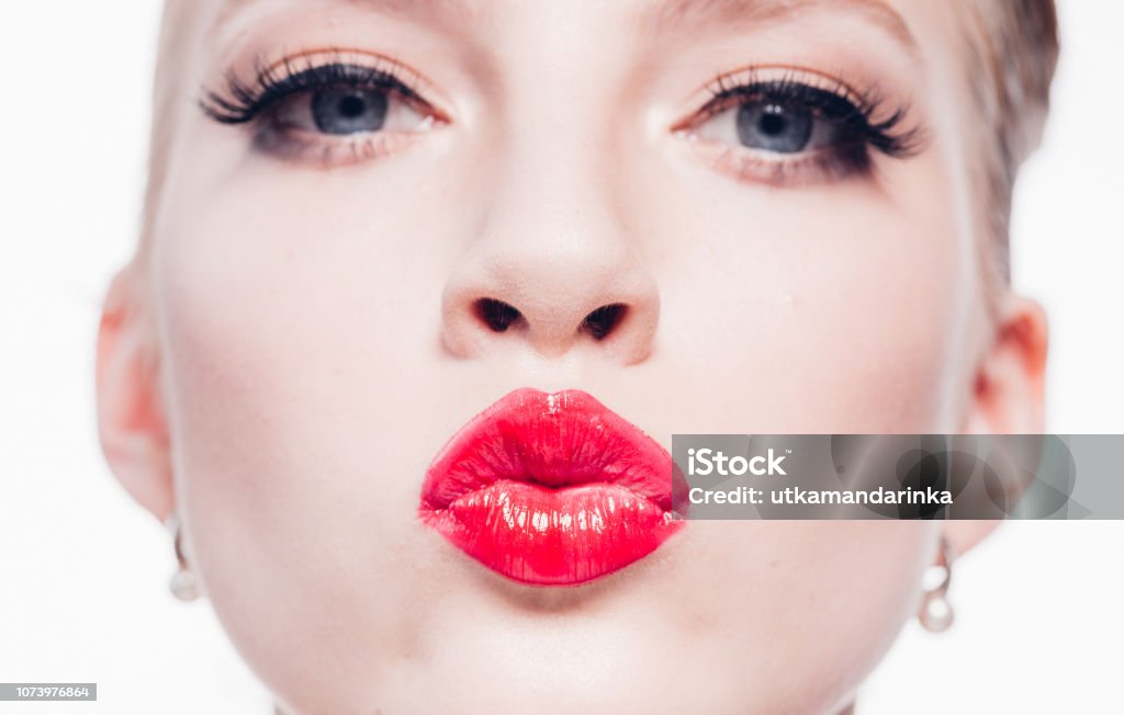 Beautiful Blonde Woman With Red Lipstick And Classic Fashion Style
