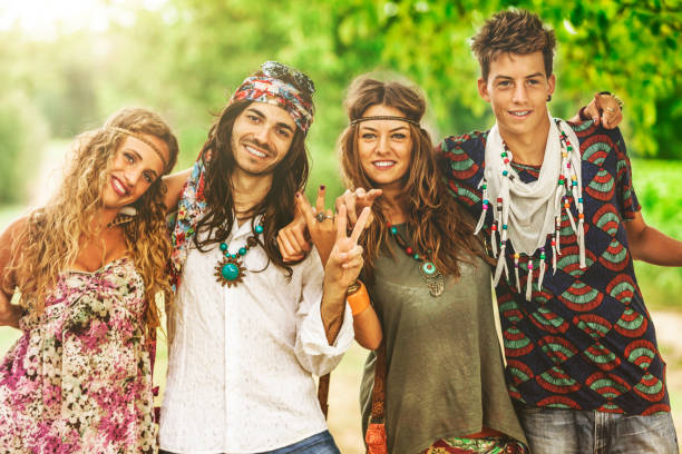 istock Hippies: old fashioned group of friends 1073997416