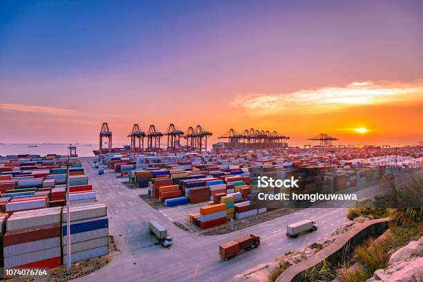 Yangshan Hafen Von Shanghai Stockfoto und mehr Bilder von Fracht - Fracht, Handelshafen, Container