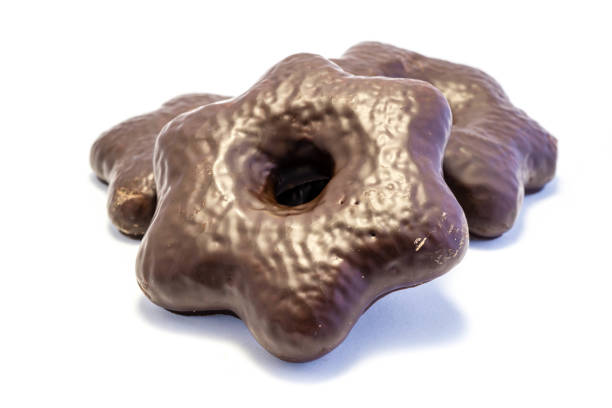 istock Chocolate Stars Gingerbread isolated 1074133304