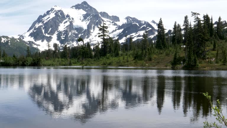 4K 60p shot of mt shuksan and picture lake in washington state