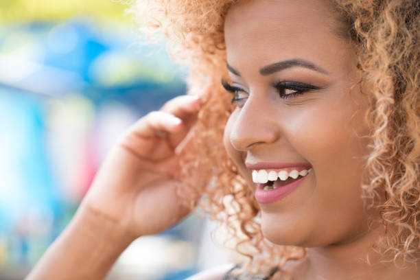 istock Pretty afro woman with green eyes 1074264740