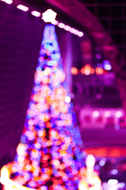 istock Out of focus Christmas Tree with light 1074304324