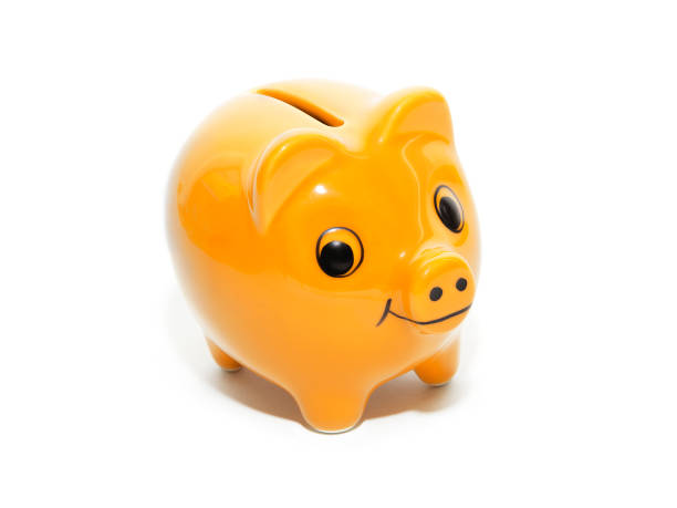 maiale denaro giallo - piggy bank savings pig currency foto e immagini stock