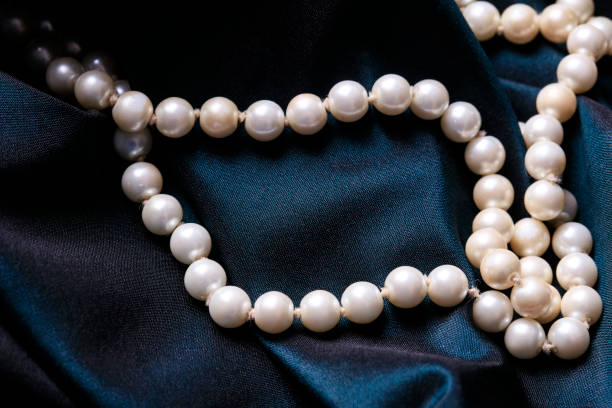 collar de perlas - pearl necklace earring jewelry fotografías e imágenes de stock