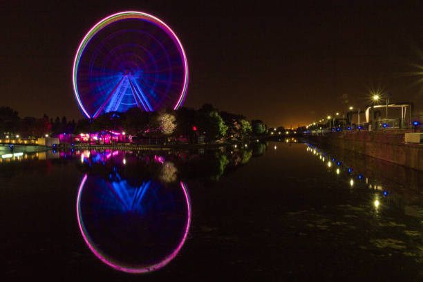istock Big Wheel of Montreal at night (Canada) 1074658496