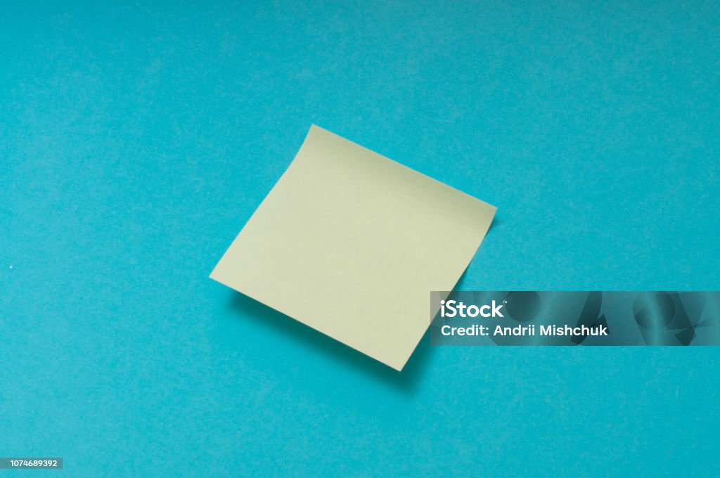 Sticky Note Angle Angle View On Blank Stick Note On Blue Background Stock Photo ...