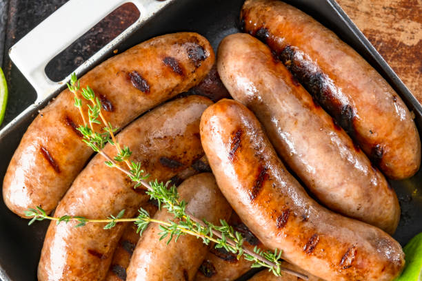 grilled sausage - cooked studio shot close up sausage imagens e fotografias de stock