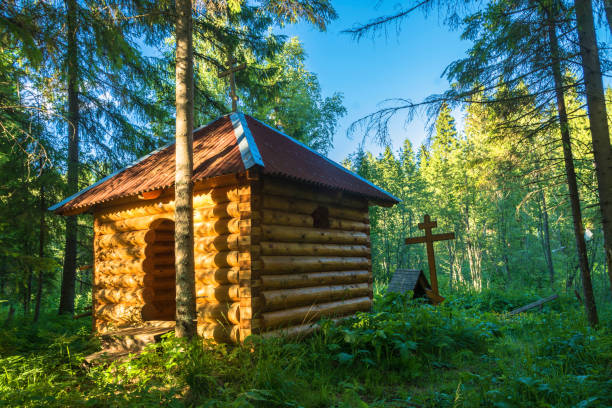 san basilio el bendito resorte, village klimitino, rusia. - 16740 fotografías e imágenes de stock