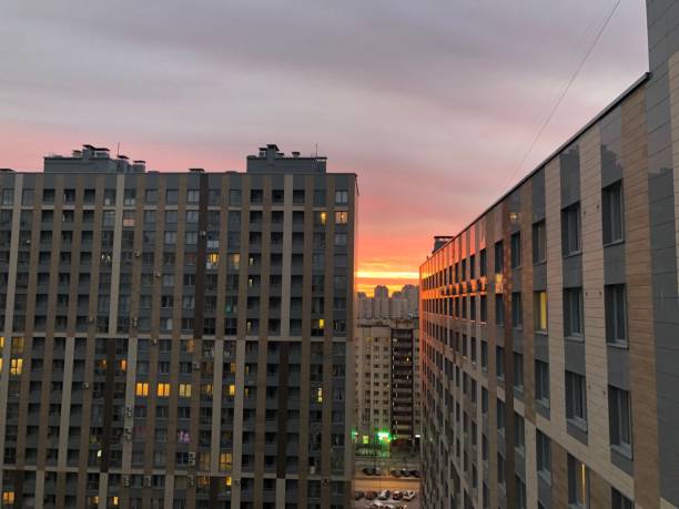 istock Sunlight,Sunrise,City,Winter 1074862576