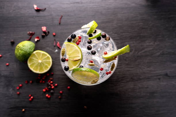 gin tonic spirit drink that takes you to supreme happiness gin tonic stock pictures, royalty-free photos & images