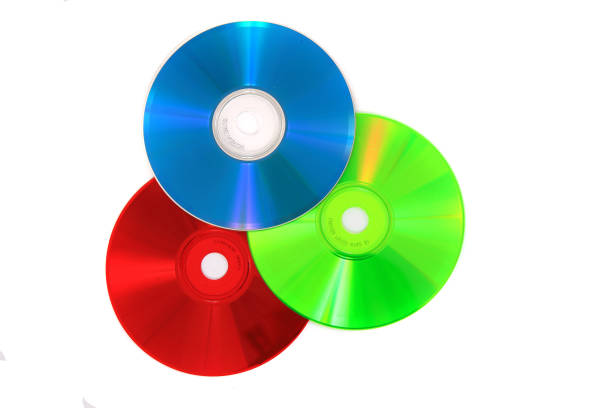 cd oder dvd als rgb-farbmodell - dvd cd computer software red stock-fotos und bilder