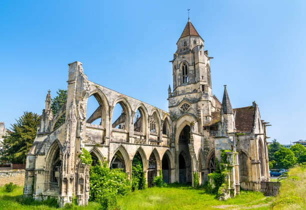 The Church of Saint-Etienne-le-Vieux in Caen, France Ruined Church of Saint-Etienne-le-Vieux in Caen, the Calvados department of France caen photos stock pictures, royalty-free photos & images
